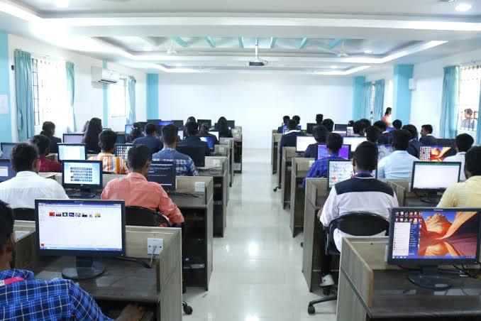 AVS College of Arts & Science Salem General photo 2